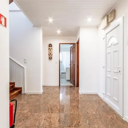 Private Pool Near Aroeira & Caparica *